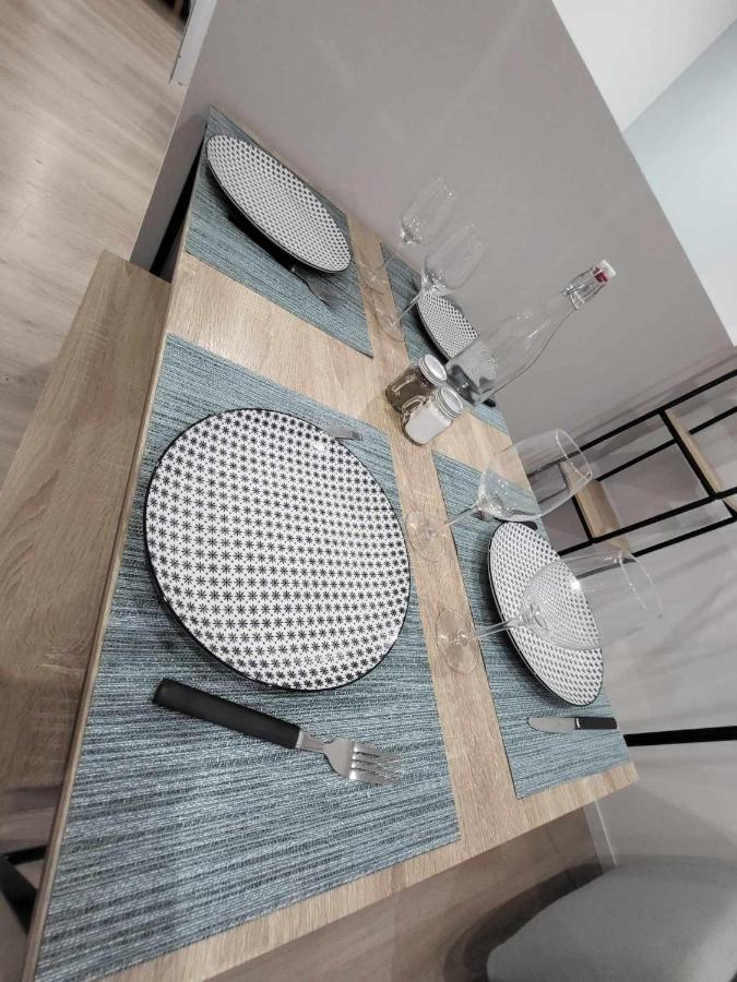 ואלנסיין Appartement Canada 1 מראה חיצוני תמונה